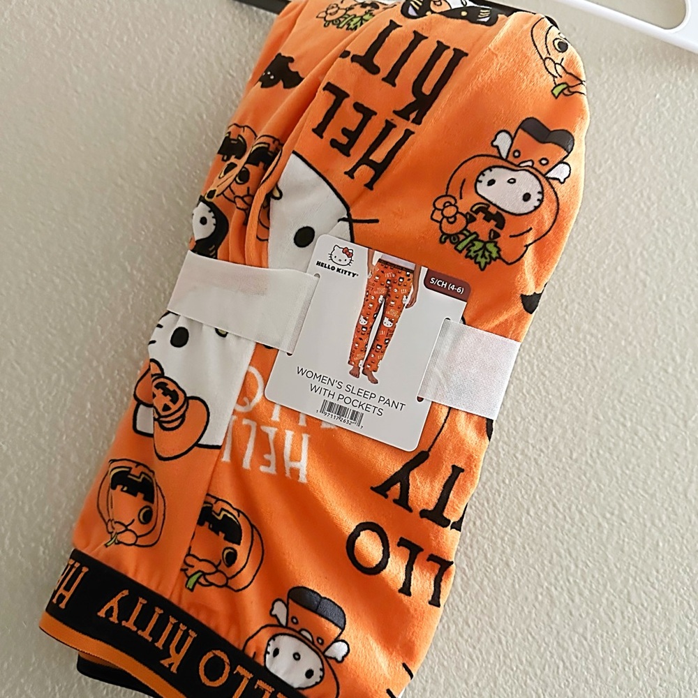 Halloween hello kitty pants